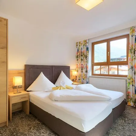 Acksteiner 3* Санкт-Антон-ам-Арльберг